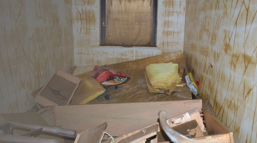 Why choose water damage restoration service for burst pipe water damage in Decatur